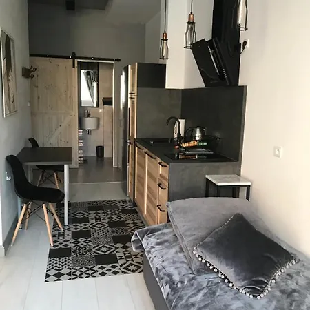 Old Town Czopowa B Apartment *